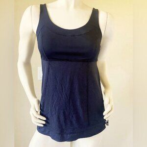 LULU LEMON BLACK SCOOP NECK ACTIVE TOP in size 4